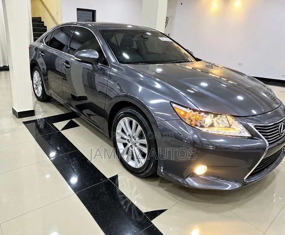 Lexus ES 2014 Gray