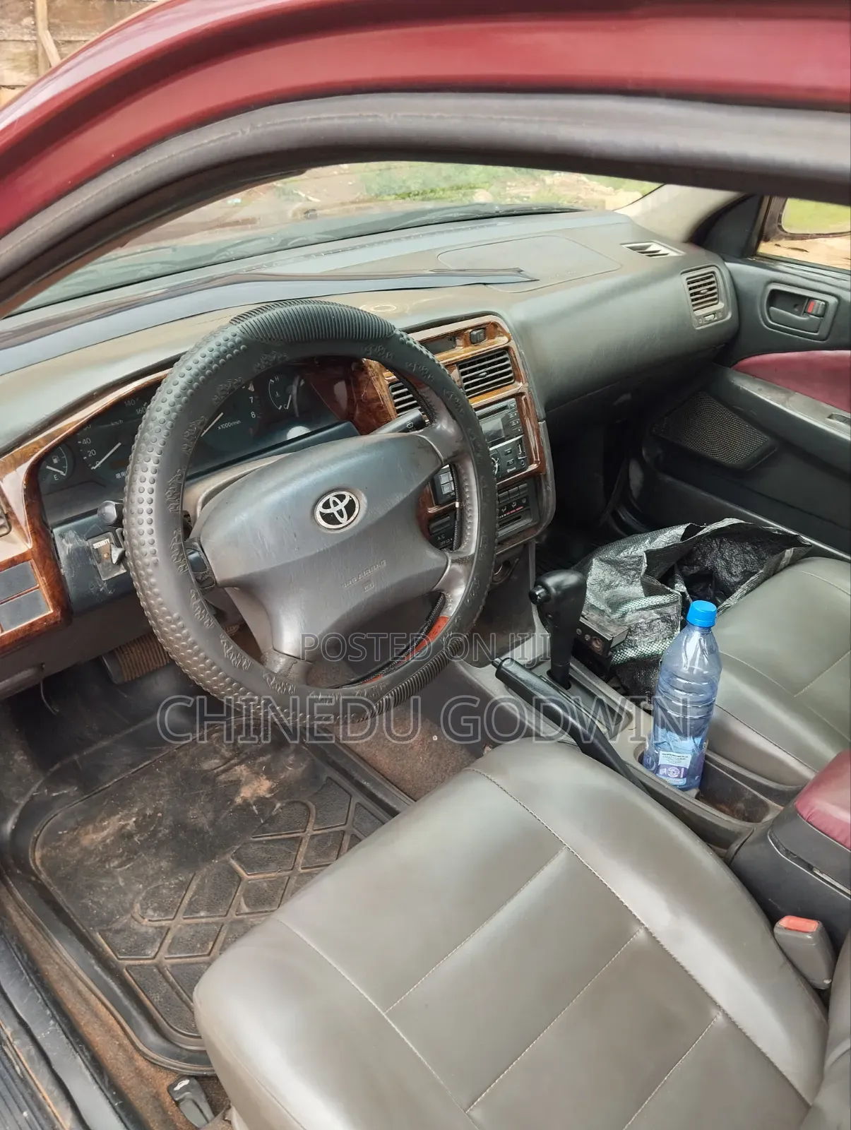 Toyota Corona Premio 2000 Red