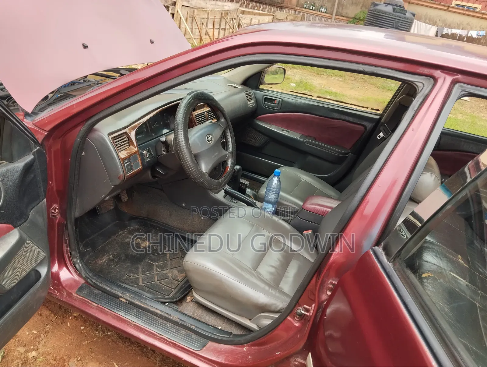 Toyota Corona Premio 2000 Red