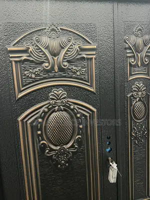 Pineapple Design Tank Door
