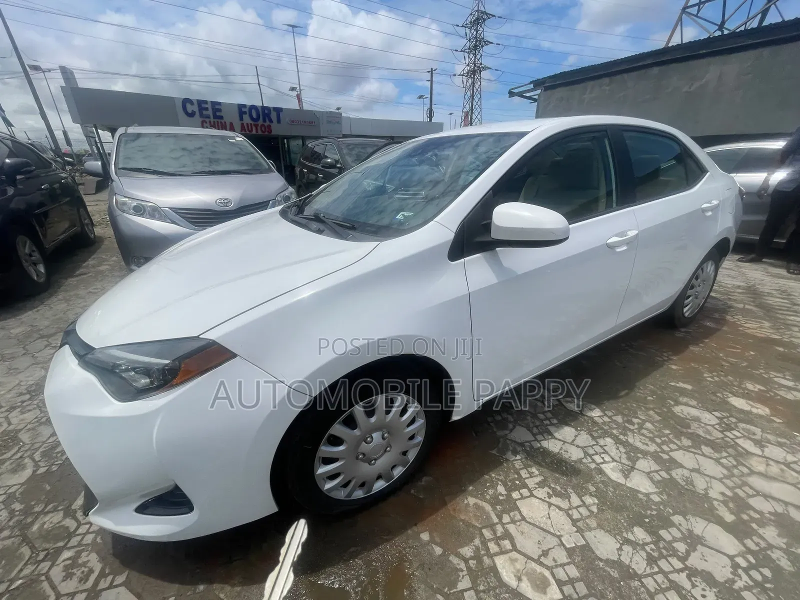 Toyota Corolla 2018 White