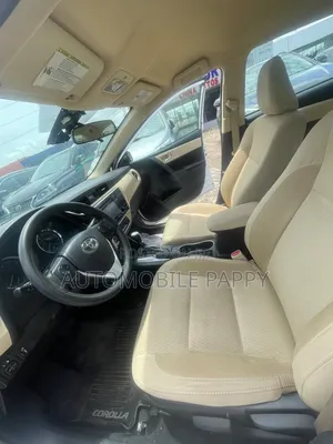 Toyota Corolla 2018 White