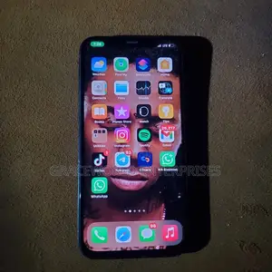 Apple iPhone 12 64 GB Graphite