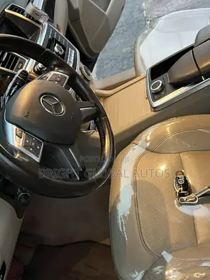 Mercedes-Benz M Class ML350 4dr SUV (3.5L 6cyl 7A) 2015 Blue