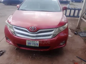 Toyota Venza 2011 Red