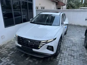 Hyundai Tucson 2023 White