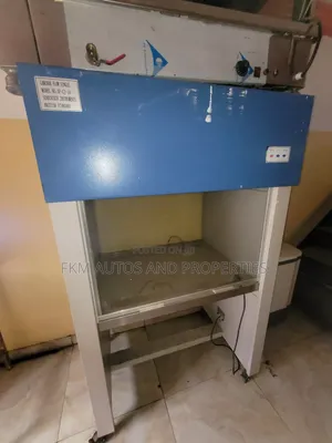 Laminar Airflow Single Workstation