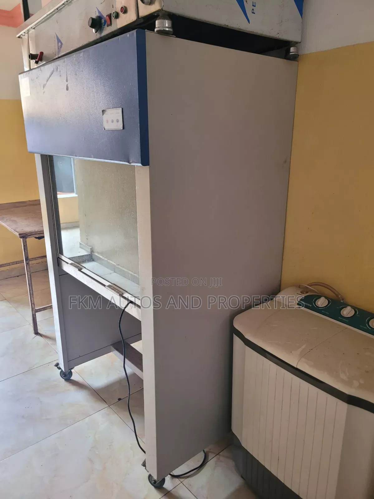 Laminar Airflow Single Workstation
