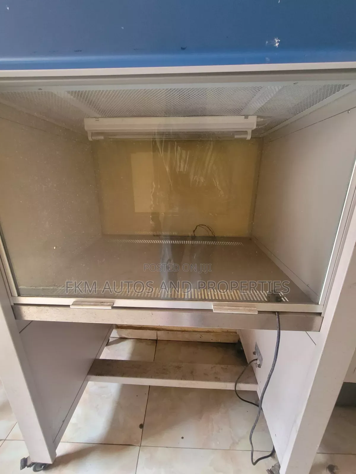 Laminar Airflow Single Workstation