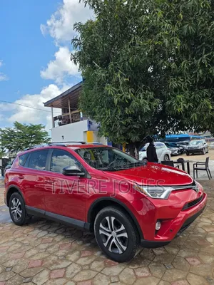 Toyota RAV4 2016 Red