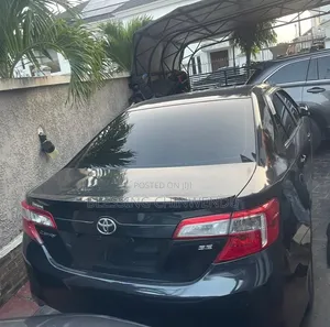 Toyota Camry SE 4dr Sedan (2.5L 4cyl 6A) 2013 Black