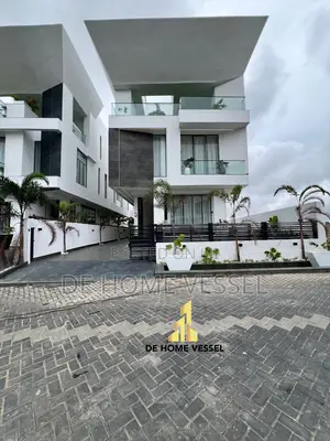 5bdrm Duplex in Osapa london for sale