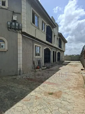 4bdrm Block of Flats in Peace  Estate Baruwa for sale