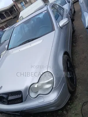 Mercedes-Benz C200 2005 Silver