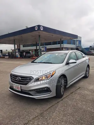 Hyundai Sonata Sport Sedan FWD (2.4L 4cyl 6A) 2017 Silver