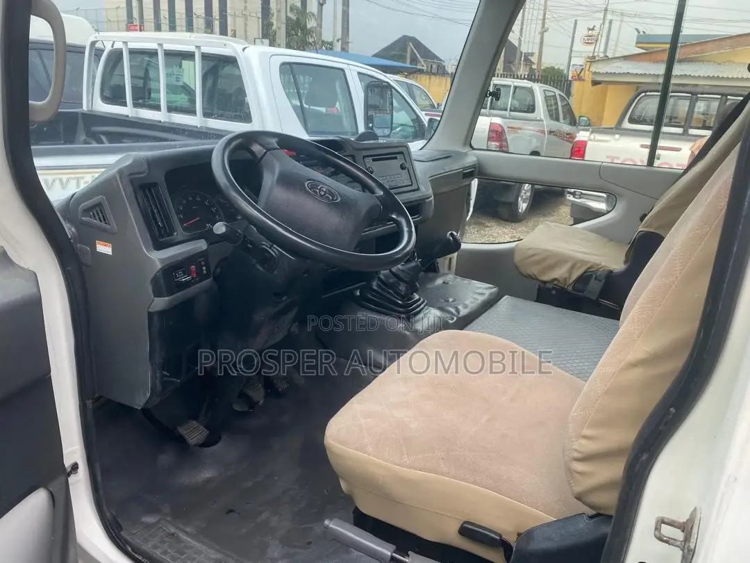 Toyota Coaster 2020 White