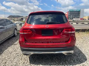 Mercedes-Benz GLC-Class 2016 Burgundy