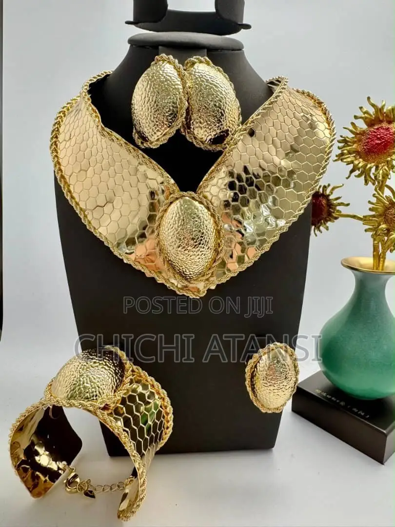 Jewlweries /Fabric