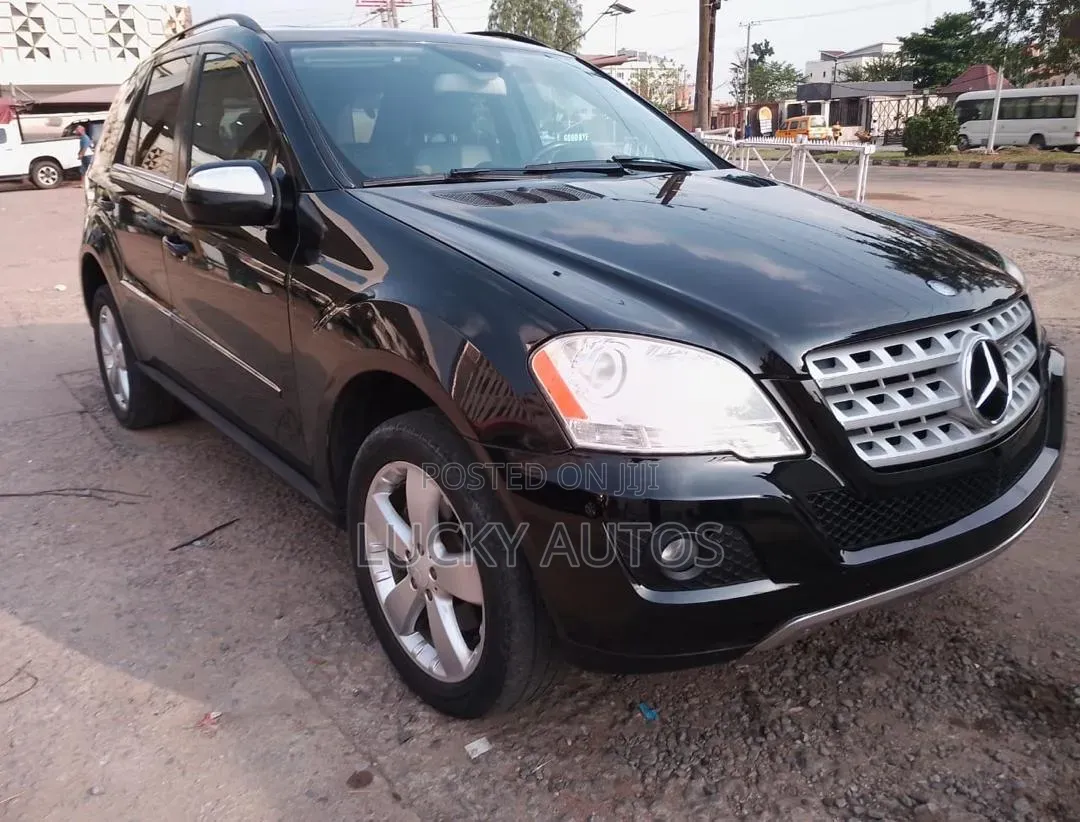 Mercedes-Benz M Class 2010 Black