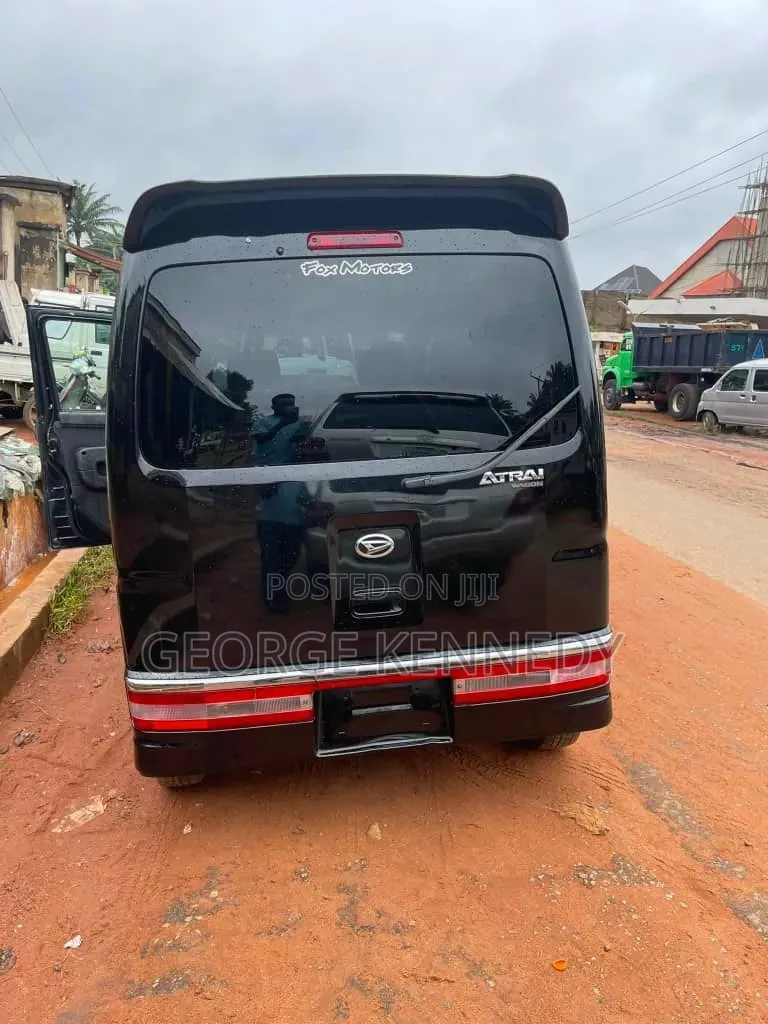 Daihatsu Hijet 2012