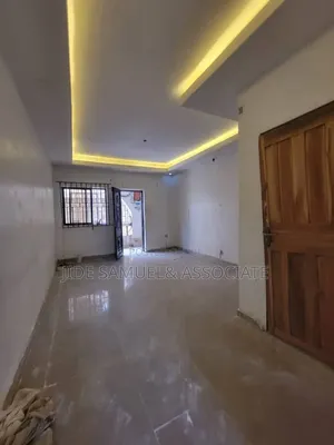 Furnished Mini Flat in Baruwa for rent