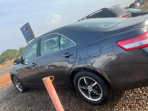 Toyota Camry LE 4dr Sedan (2.5L 4cyl 6A) 2011 Gray