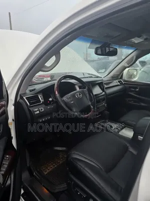 Lexus LX 570 AWD 2014 White