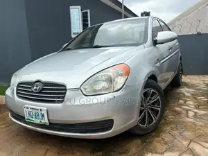 Hyundai Accent 2009 Silver