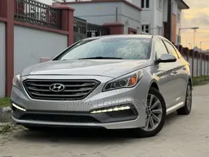 Hyundai Sonata Sport 4dr Sedan (2.4L 4cyl 6A) 2015 Silver