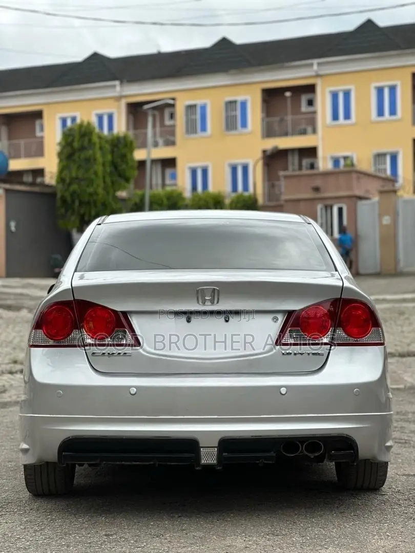 Honda Civic 2010 Silver