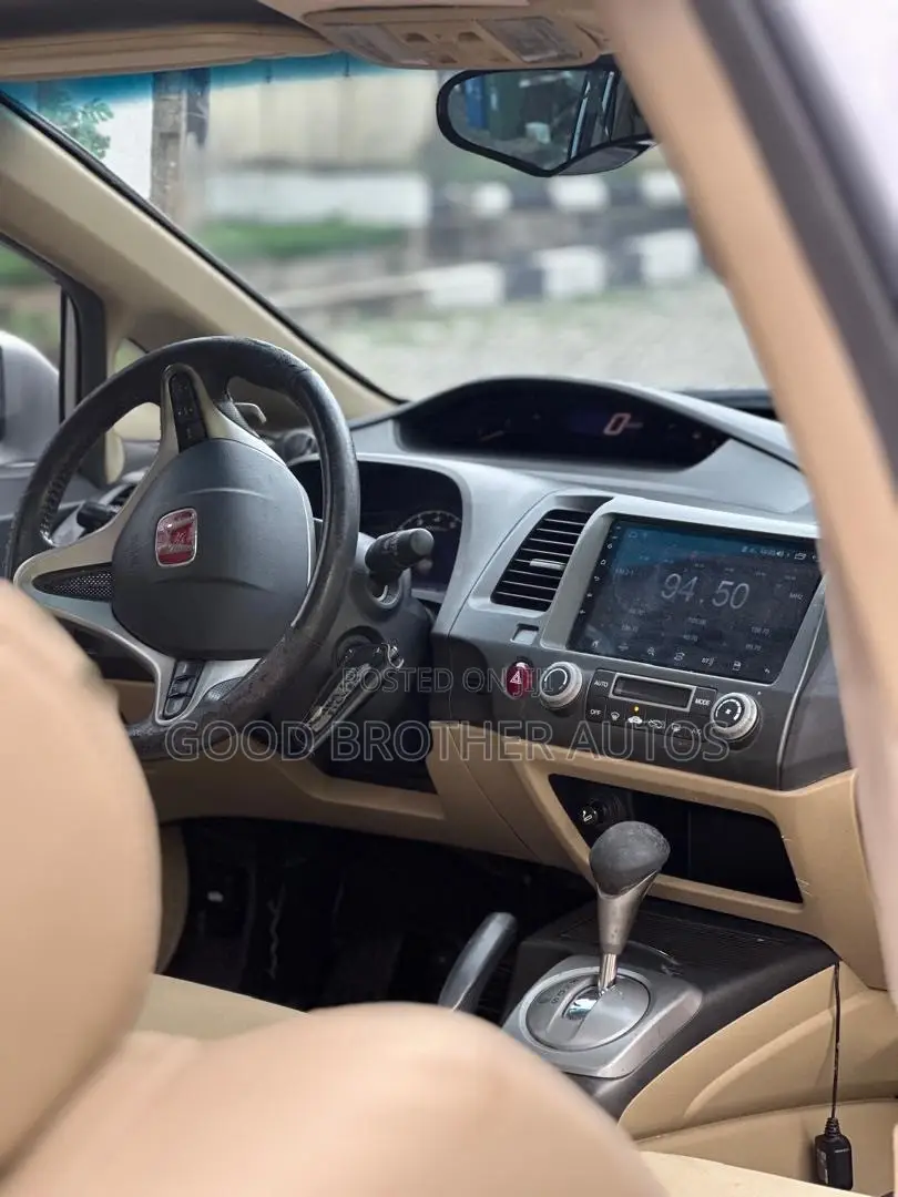 Honda Civic 2010 Silver