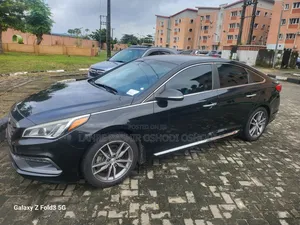 Hyundai Sonata Sport 2.0T Sedan FWD (2.0L 4cyl 6A) 2016 Black