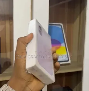 New Apple iPhone 17 256 GB Purple