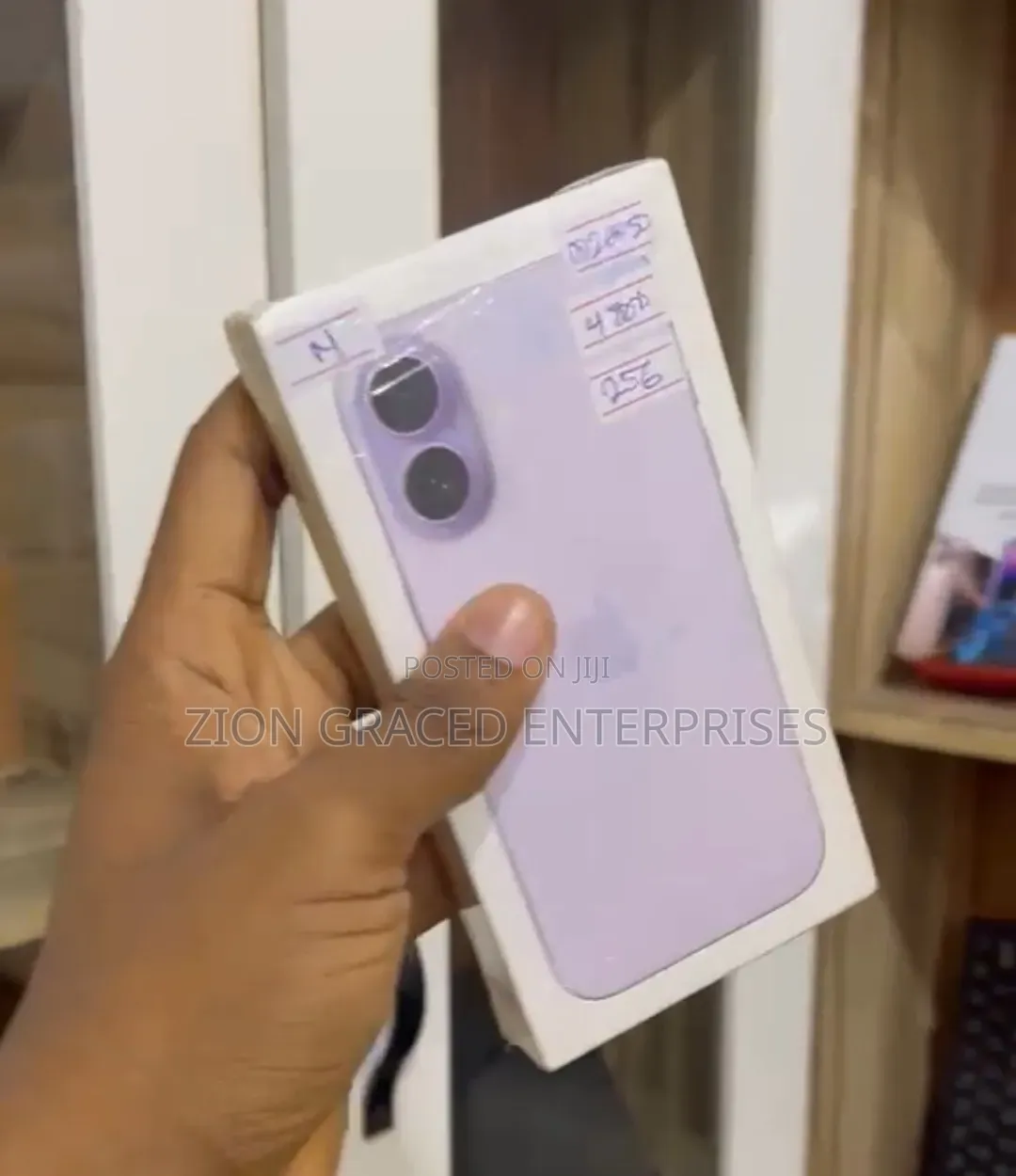 New Apple iPhone 17 256 GB Purple