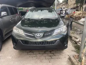 Toyota RAV4 2013 Green