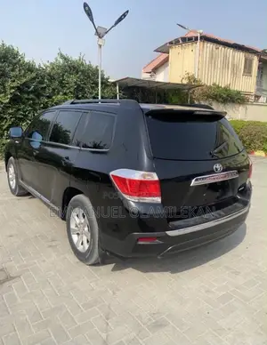 Toyota Highlander 2014 Black
