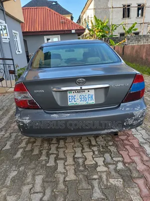 Toyota Camry 2004 Gray
