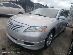 Toyota Camry SE V6 4dr Sedan (3.5L 6cyl 6AM) 2009 Silver