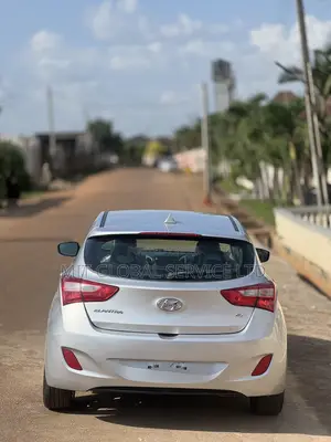 Hyundai Elantra GT 2013 Silver