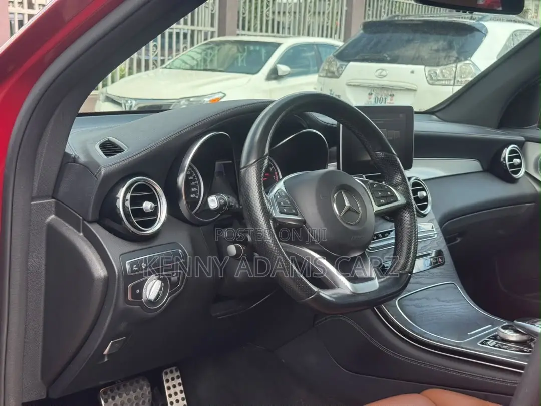 Mercedes-Benz GLC-Class 2018 Red