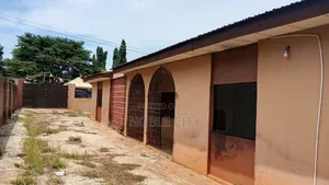 4bdrm Bungalow in Pipeline Gra, Ilorin South for sale