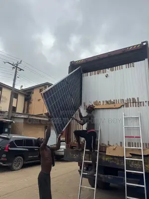 700w Jinko Solar Panel. One and Only Manufacture of Jinko Panel