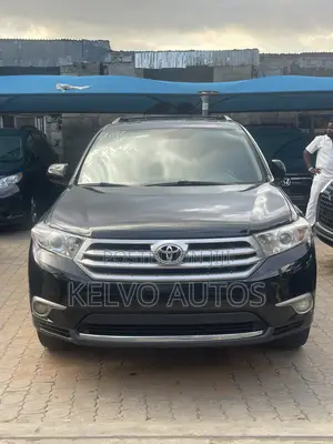 Toyota Highlander 2014 Black