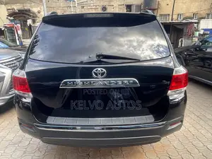 Toyota Highlander 2014 Black