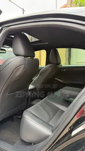 Lexus IS 350 AWD 2015 Black