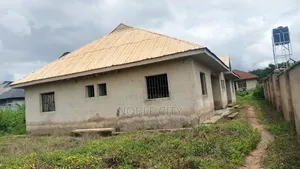 2bdrm Block of Flats in Noblecity Tanke, Ilorin South for sale
