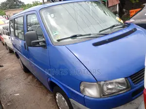 Volkswagen Transporter 2006 Blue