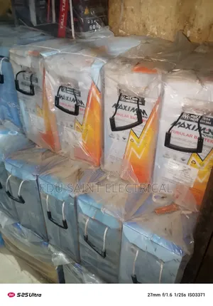 Maximum Dry Cell Battery 200w