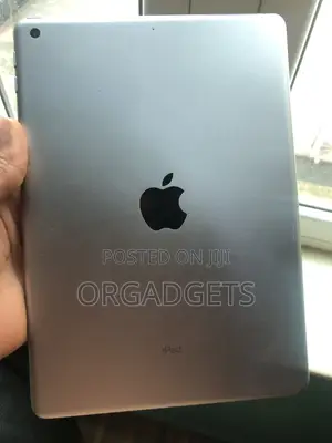 Apple iPad Pro 9.7 (2016) 128 GB Silver