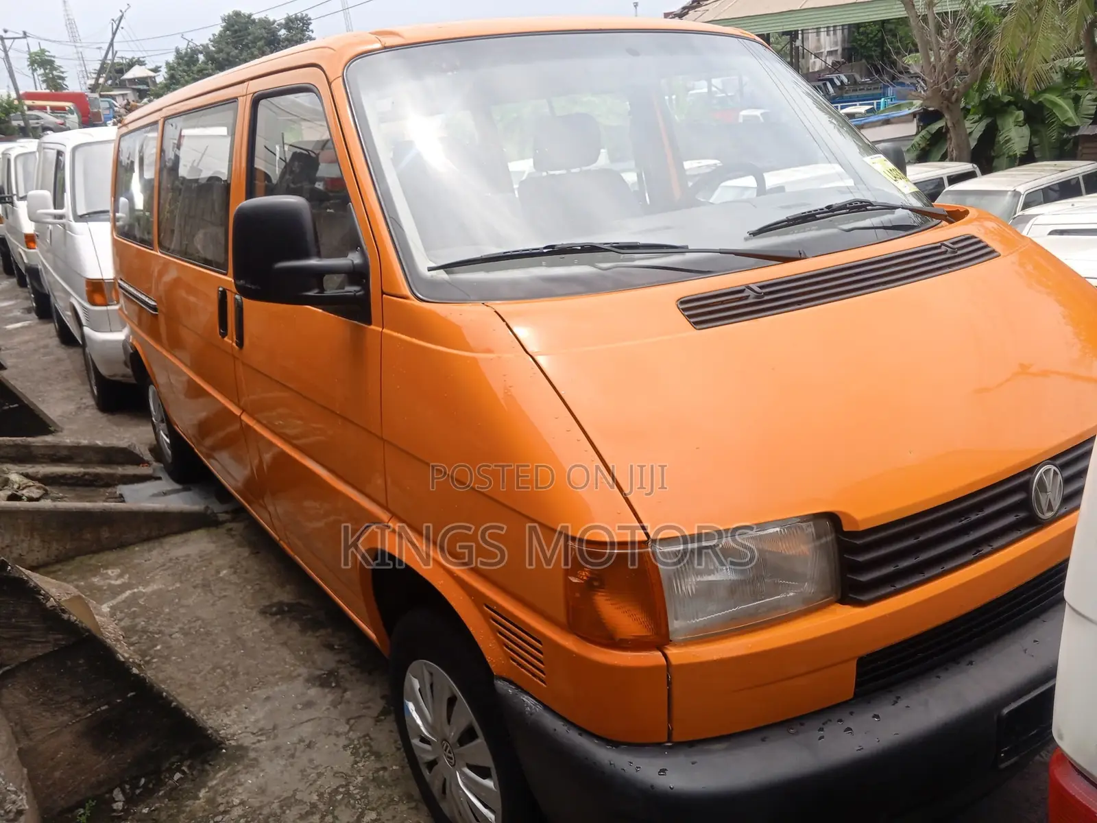 Volkswagen Transporter 2007 Orange